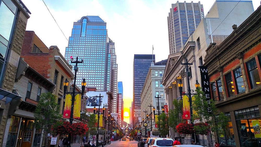 Why Buy an Apartment Condo in Calgary?